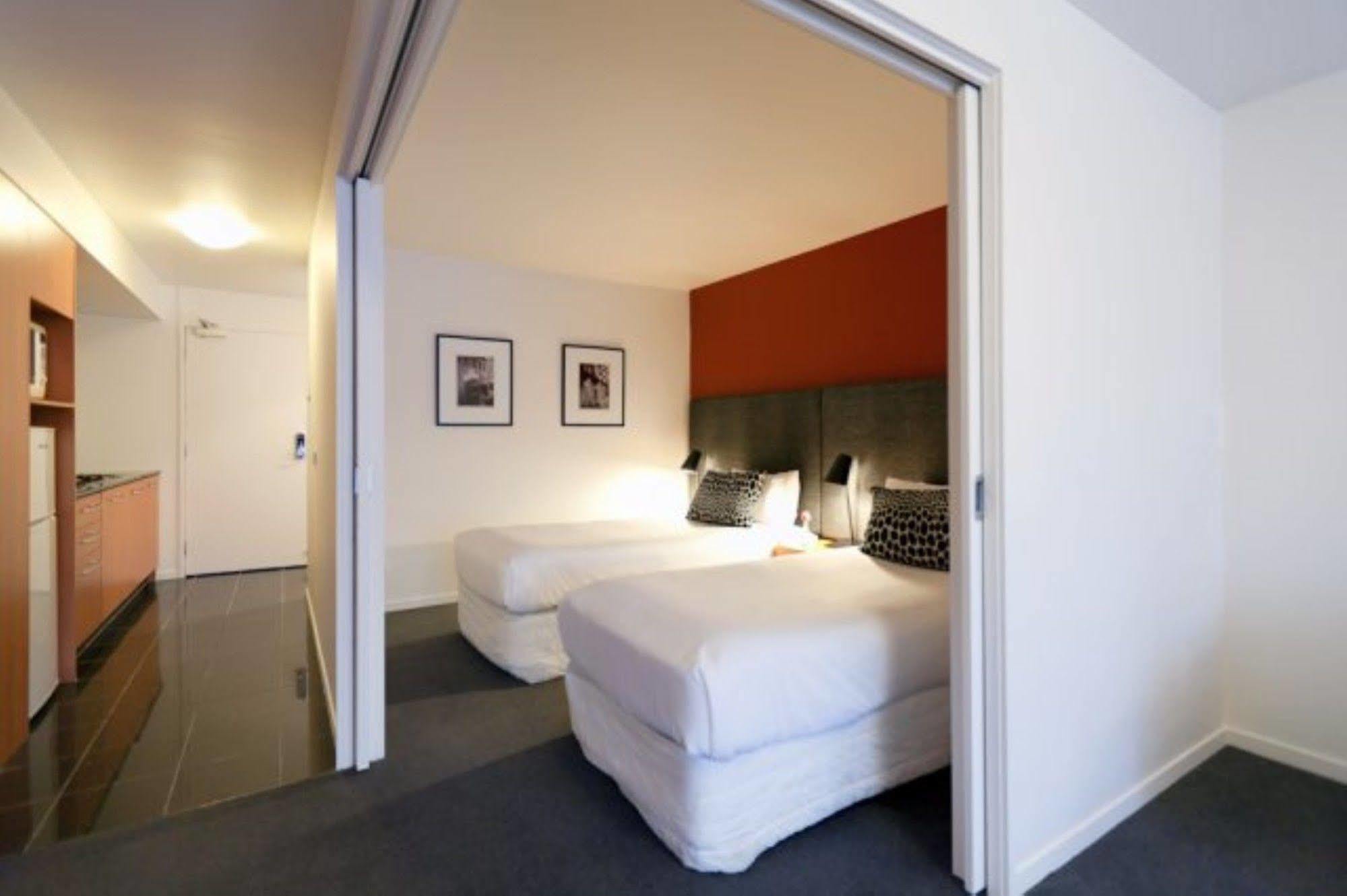 Punthill Apartment Hotel - Little Bourke Melbourne Oda fotoğraf